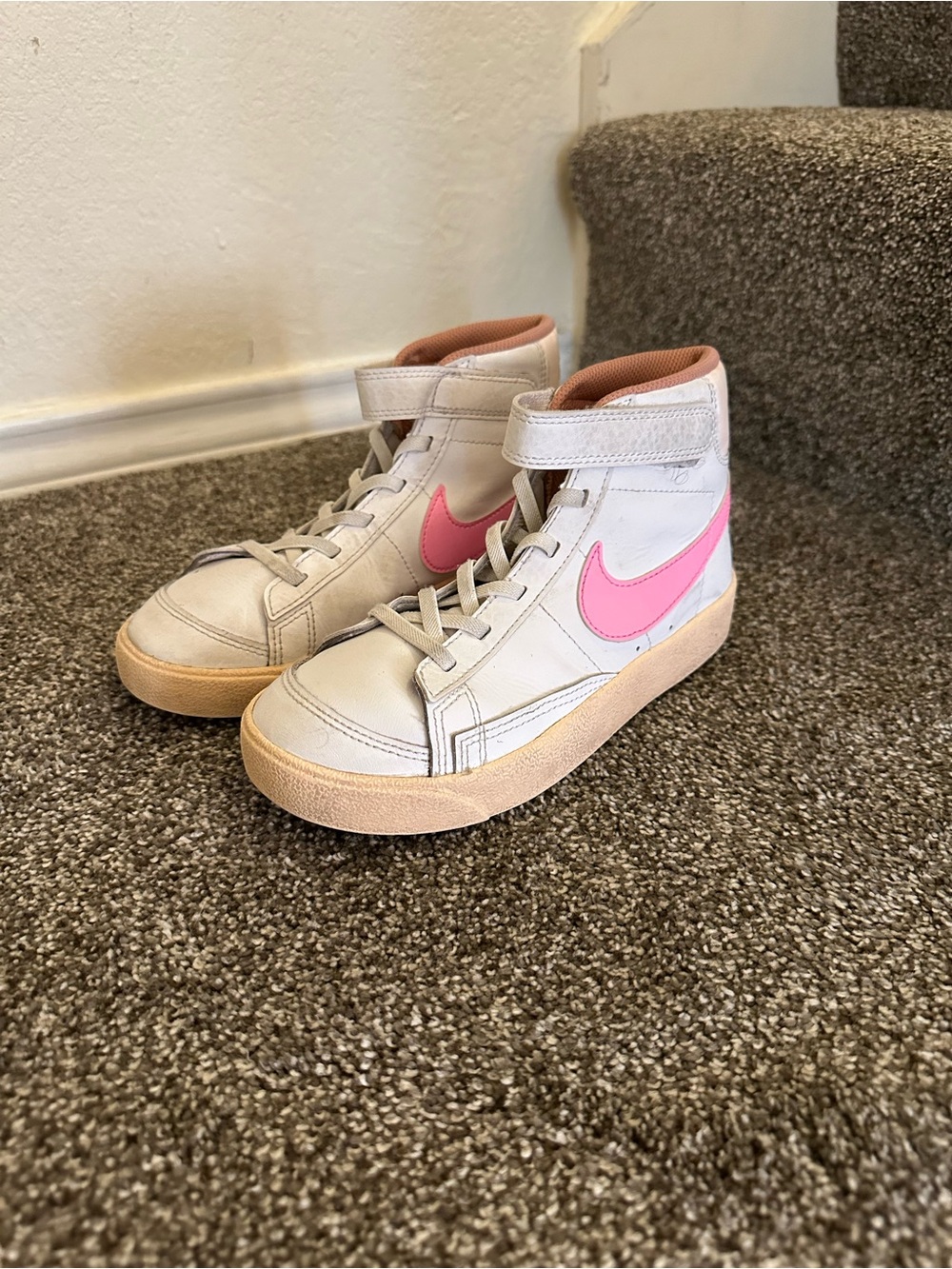 Nike Kids High-Top Sneakers in White with Pink Swoosh and Tan Sole